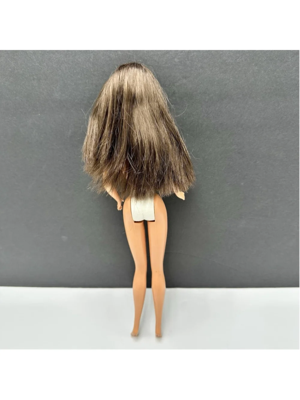 VTG Barbie Teresa Doll 1990’s Twist and Turn Mattel Bangs Brunette Nude